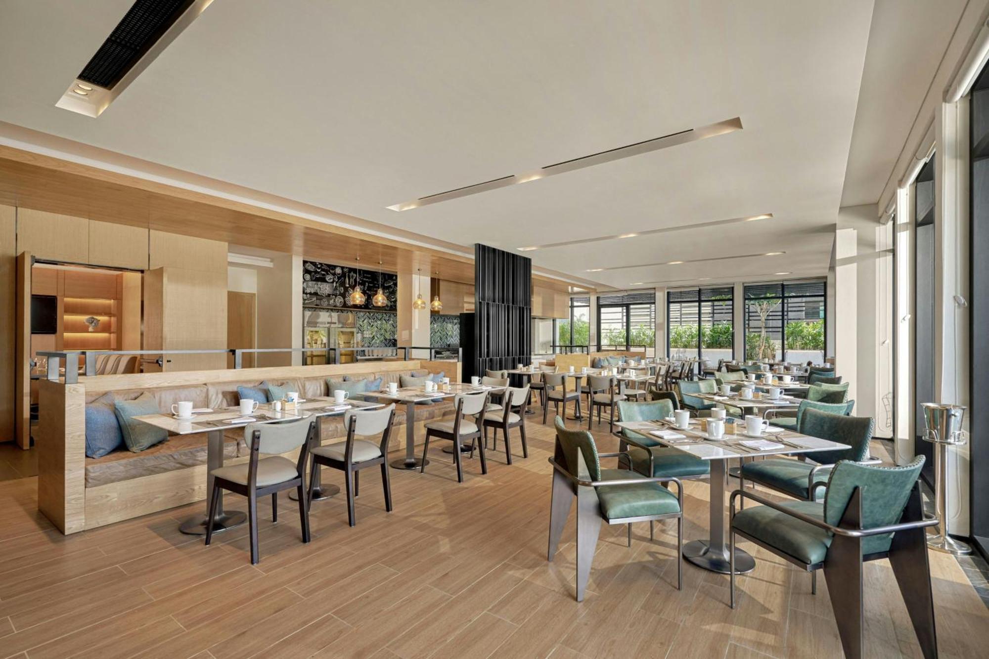 Fairfield By Marriott South Binh Duong Hotel Thuan An Exterior photo